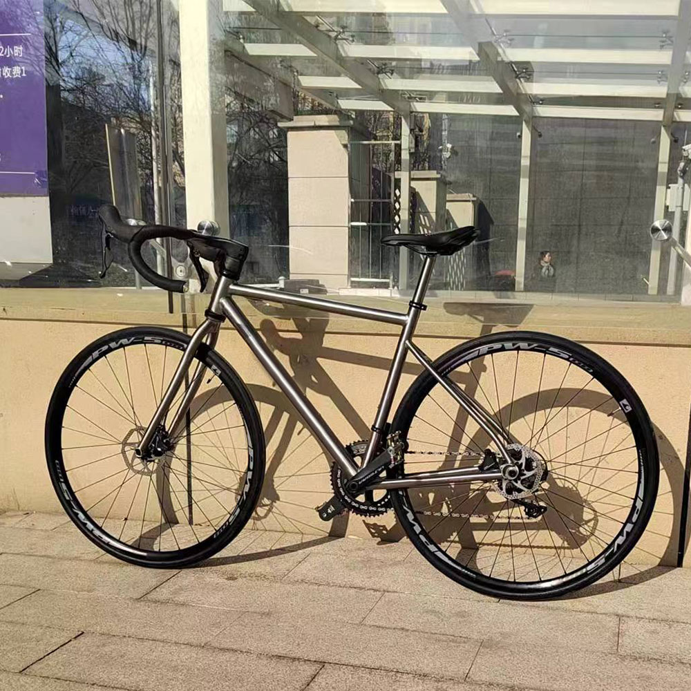 700Cチタン合金軽量ロードバイクフレーム フラットマウント - Mountain Biking Experience のレビューと価格